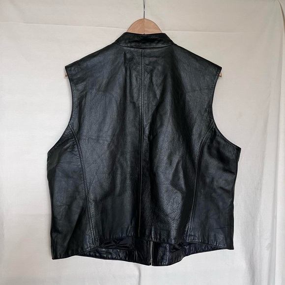 100% leather black biker vest, unisex box vest, leather vest - Picture 2 of 4